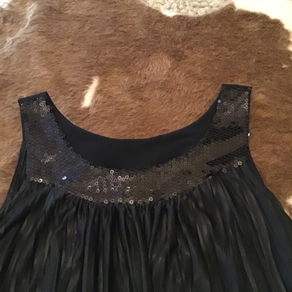 NWT A. Byers Sequined Neck Tank -Black - Picture 7 of 8